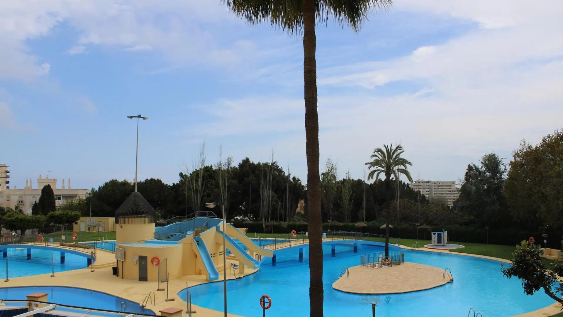 Apartamento Minerva Nuevo 400 Benalmádena